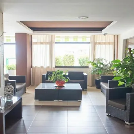 Las Americas For Holiday Appartement *